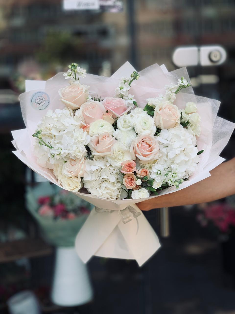 Buchet Blush și Bloom